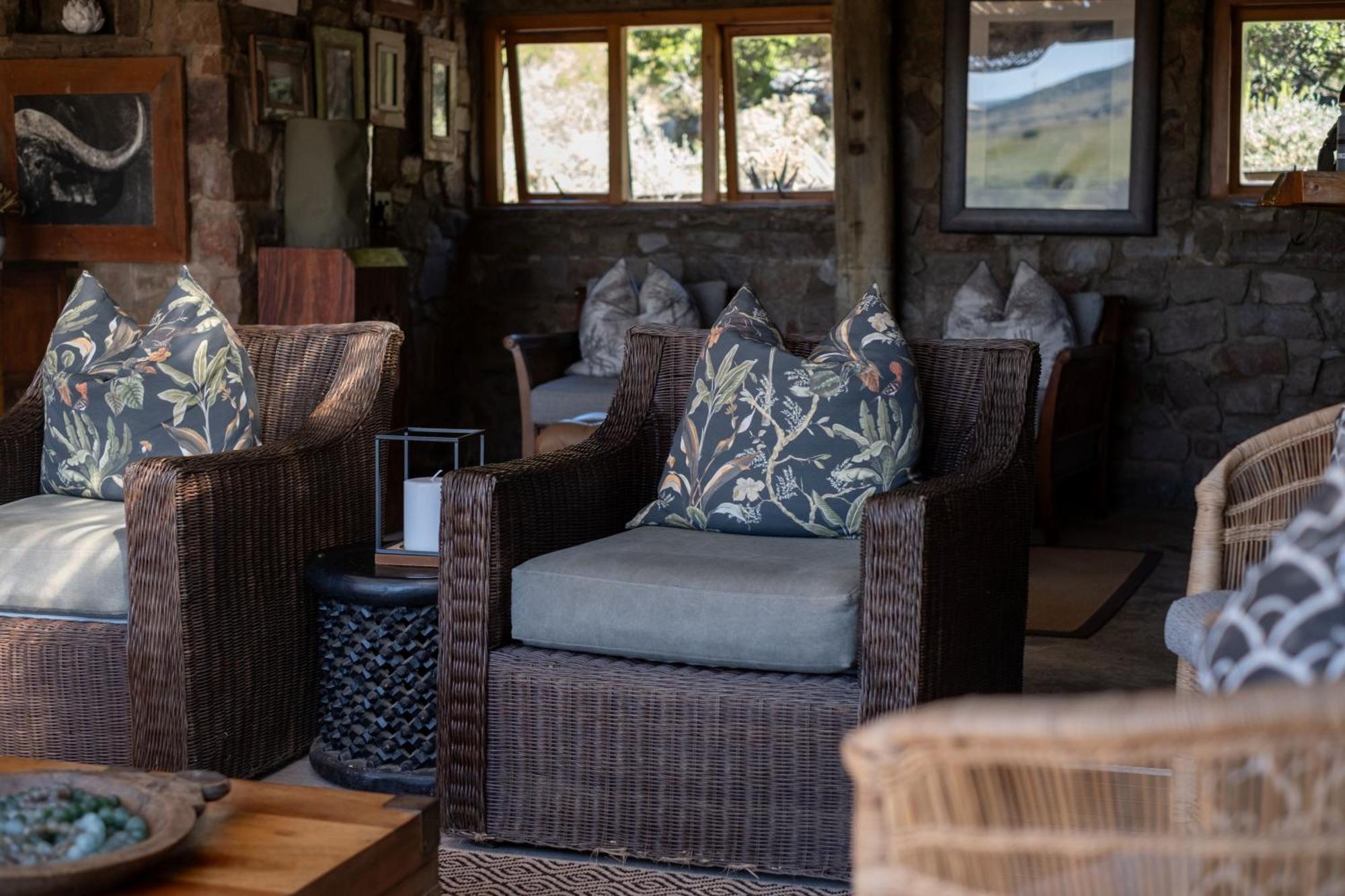 Hillsnek Safari Camp - Amakhala Vadrezervátum Kültér fotó