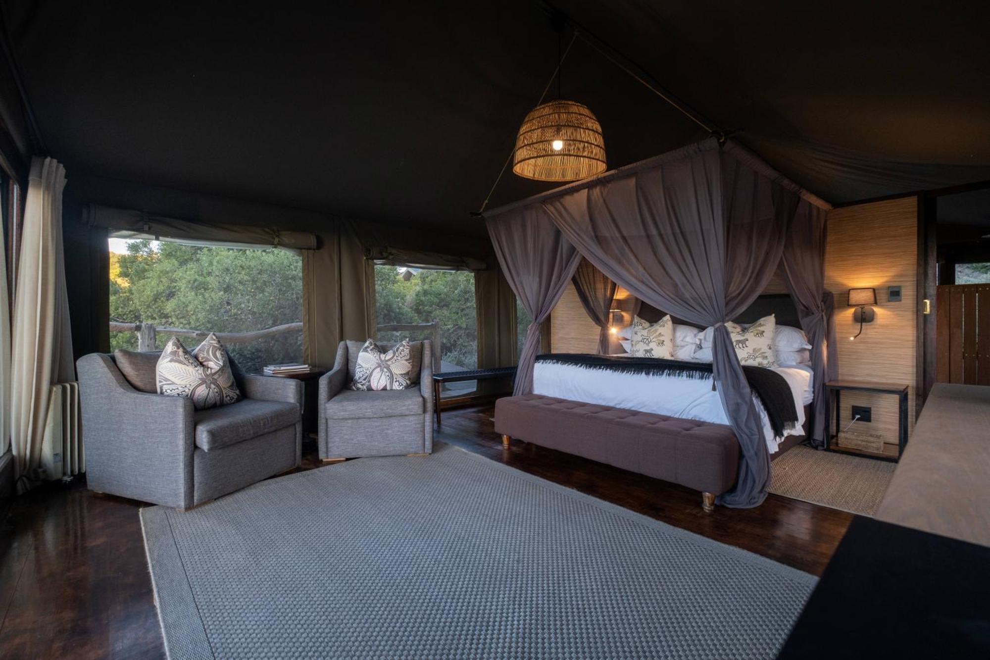 Hillsnek Safari Camp - Amakhala Vadrezervátum Kültér fotó